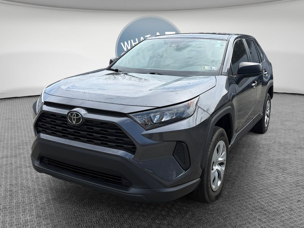 Used 2022 Toyota RAV4 LE FWD image 8
