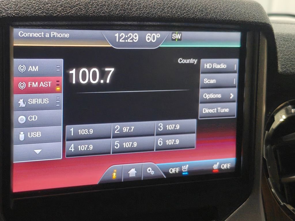 Used 2015 Ford F250 Lariat w/ Chrome Package image 39