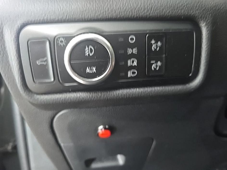 Used 2024 Ford Explorer Timberline image 12