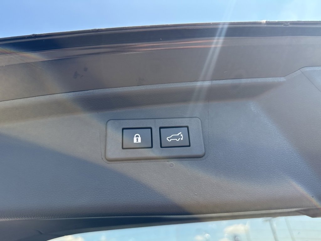 New 2025 Subaru Outback Touring XT image 35