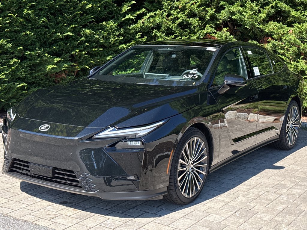 New 2026 Lexus ES 350e w/ Executive Package