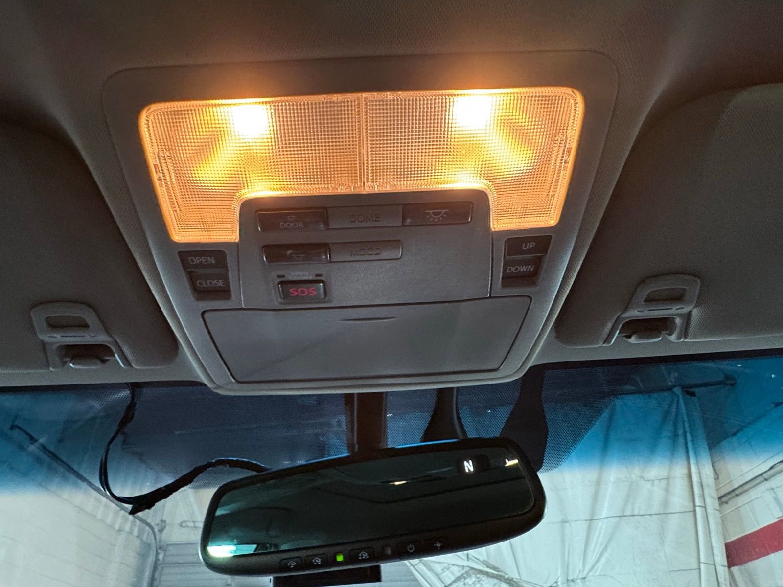 Used 2015 Toyota Avalon Limited image 22