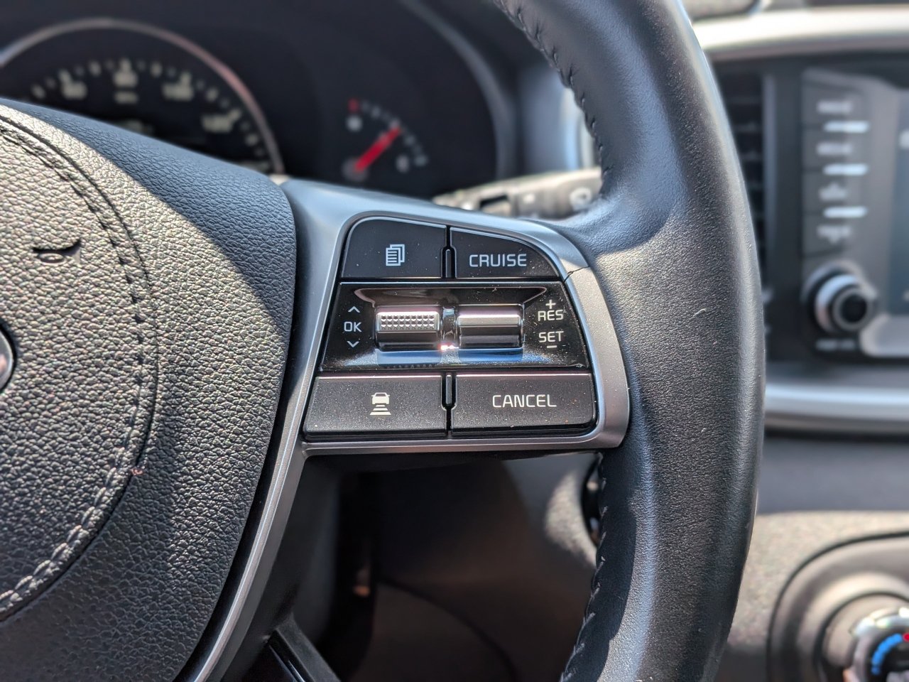 Used 2019 Kia Sorento EX AWD/4WD image 31