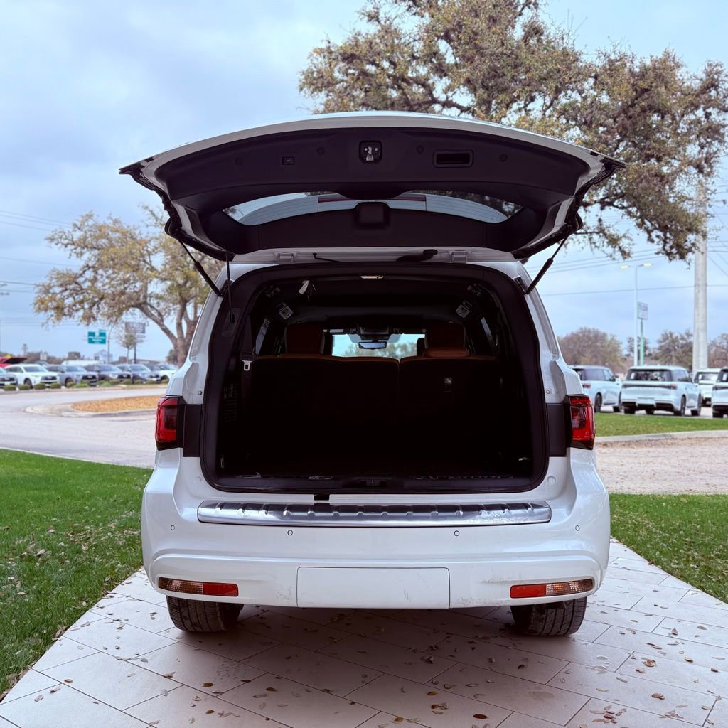 Used 2023 INFINITI QX80 Sensory w/ Cargo Package image 34