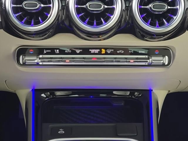 New 2026 Mercedes-Benz GLB 250 4MATIC image 19