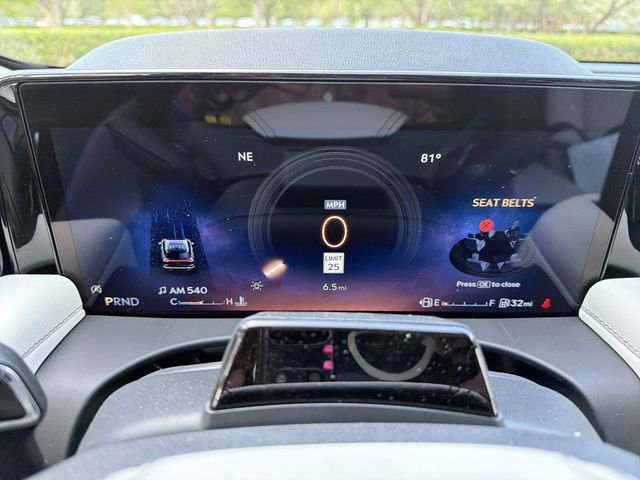 New 2026 Lincoln Aviator AWD image 15