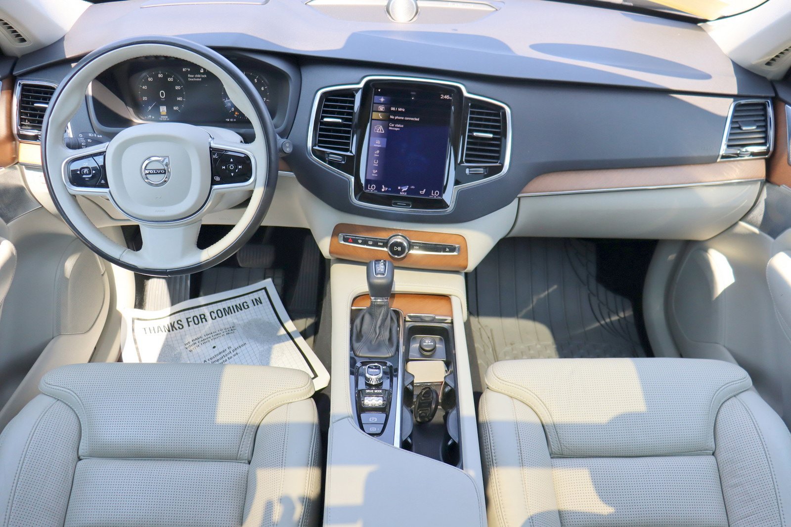 Used 2017 Volvo XC90 T6 Inscription w/ Vision Package AWD/4WD image 9