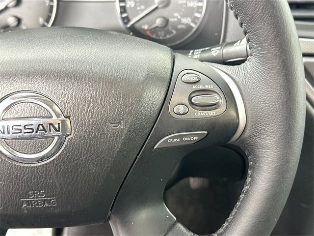 Used 2018 Nissan Pathfinder SL image 23