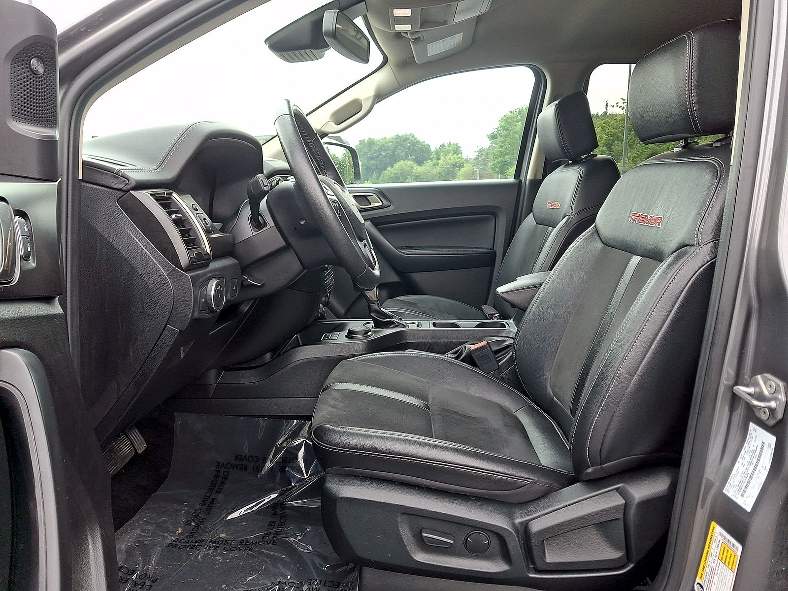 Used 2022 Ford Ranger Lariat w/ Tremor Off-Road Package AWD/4WD image 11