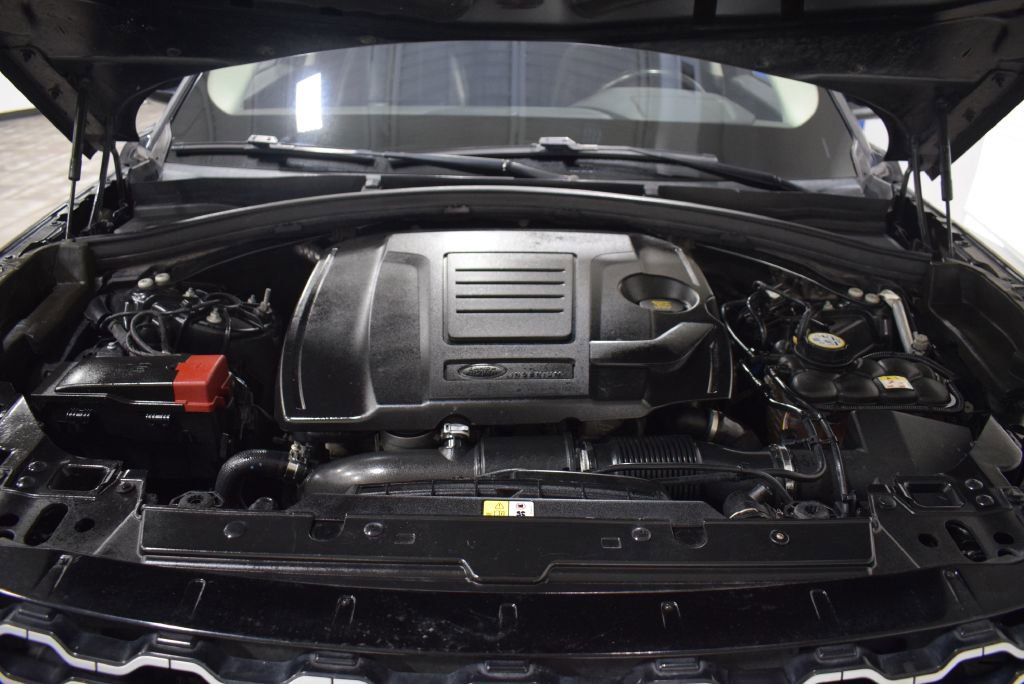 Used 2019 Land Rover Range Rover Velar S image 37