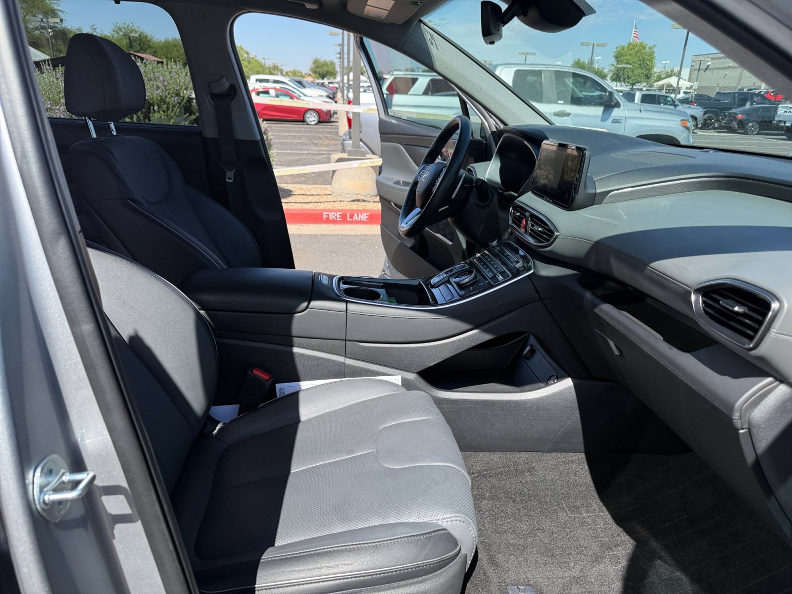 Used 2023 Hyundai Santa Fe Limited AWD/4WD image 19