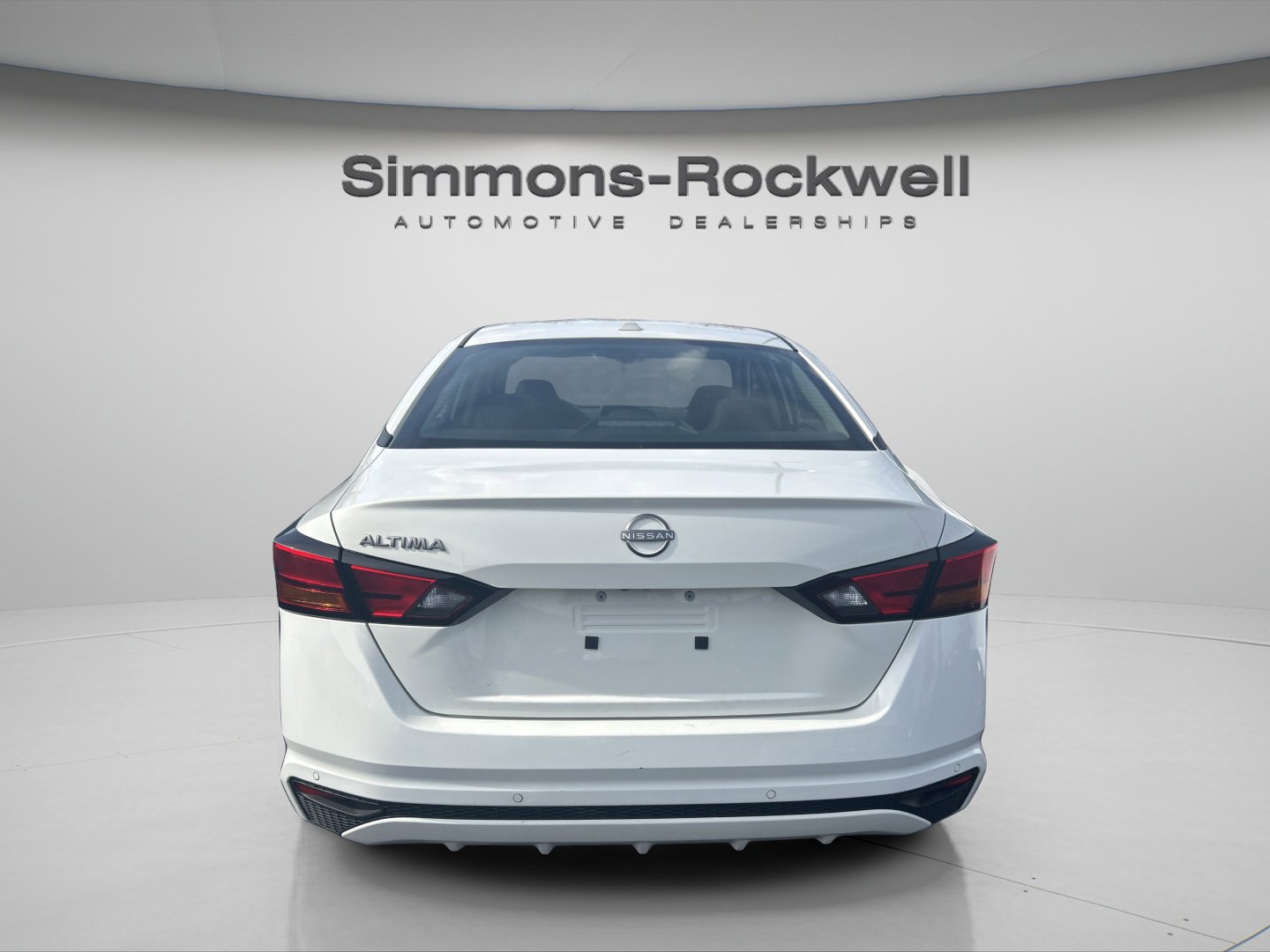 Used 2025 Nissan Altima 2.5 SV FWD image 5