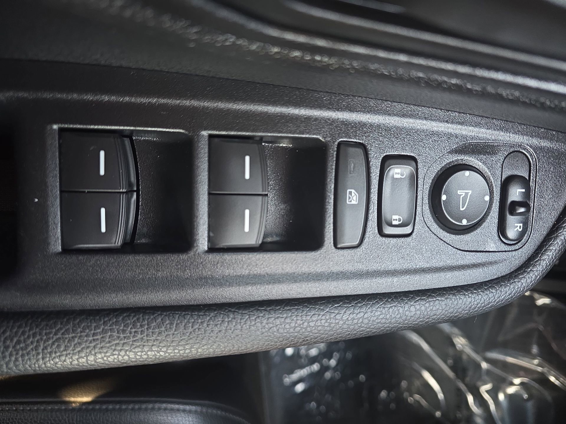Used 2025 Honda Odyssey EX-L image 26