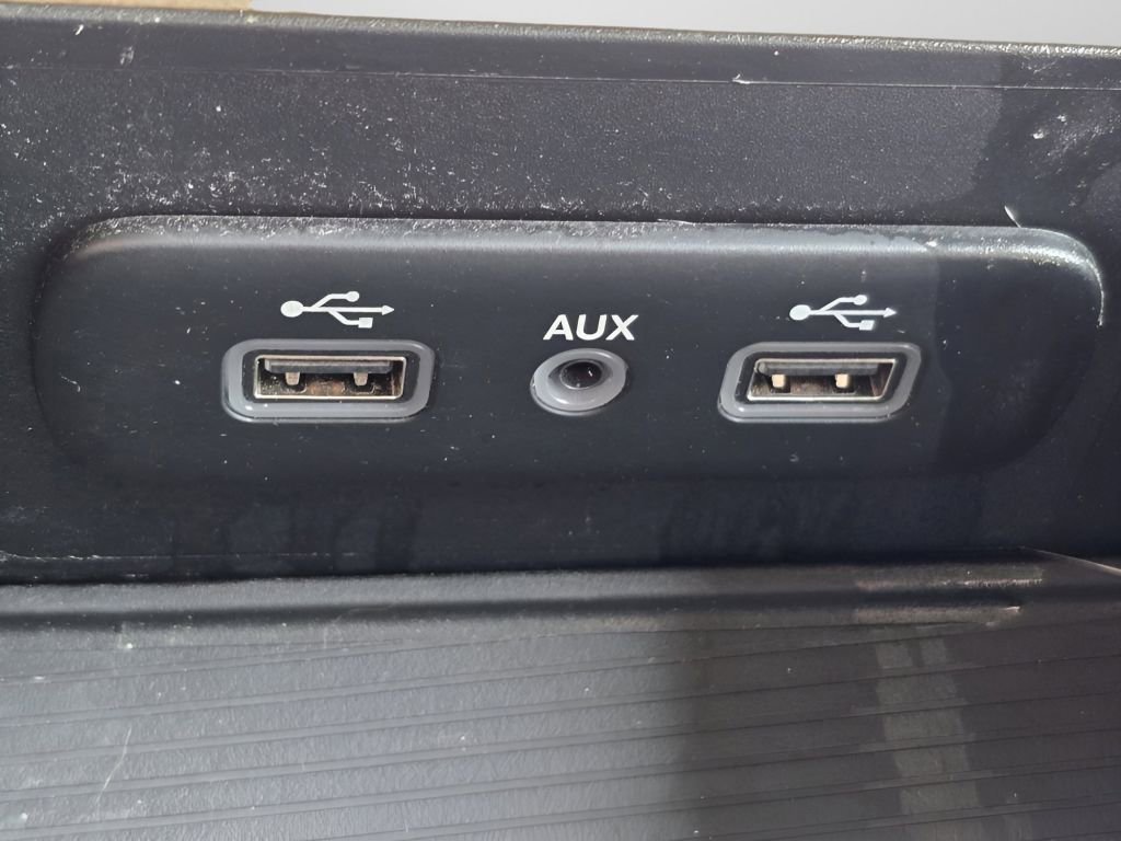 Used 2018 RAM 2500 Laramie w/ Cold Weather Group image 32