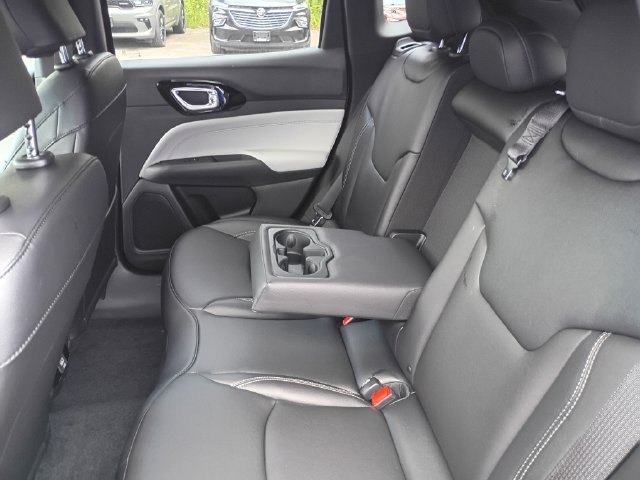 New 2026 Jeep Compass Limited AWD/4WD image 16