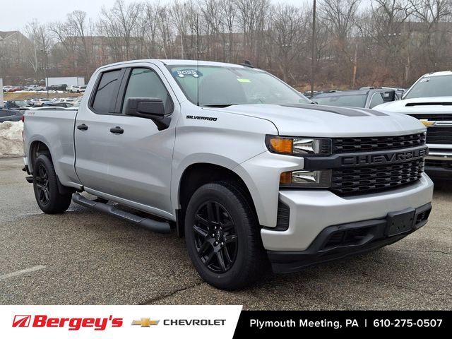 Used 2022 Chevrolet Silverado 1500 Custom w/ Rally Edition image 2