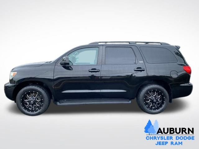 Used 2016 Toyota Sequoia SR5 image 4