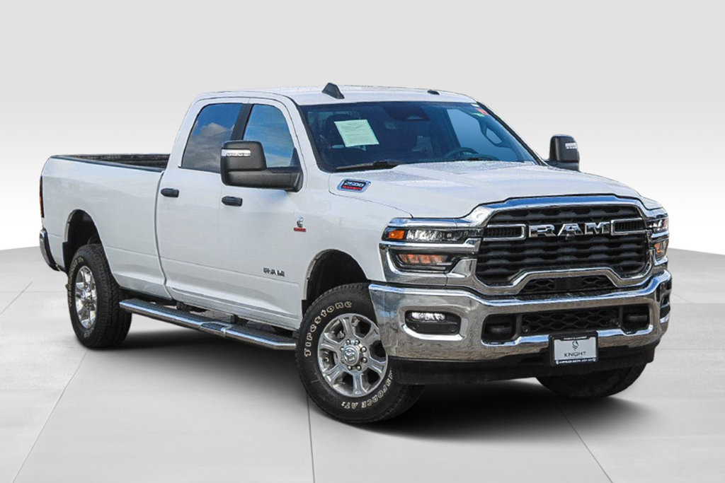 Used 2025 RAM 2500 Big Horn AWD/4WD image 2