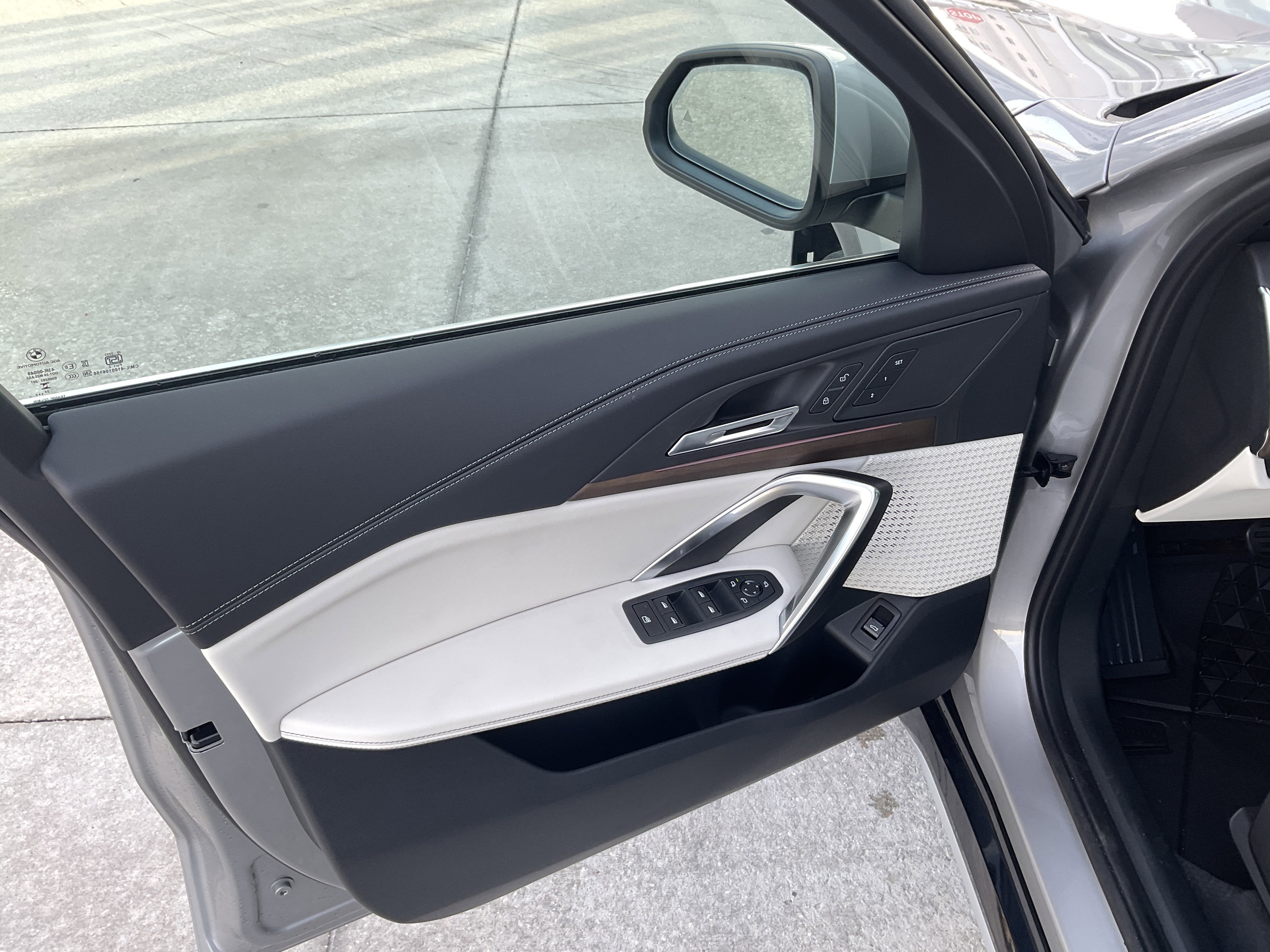 New 2026 BMW X1 xDrive28i w/ Convenience Package image 8