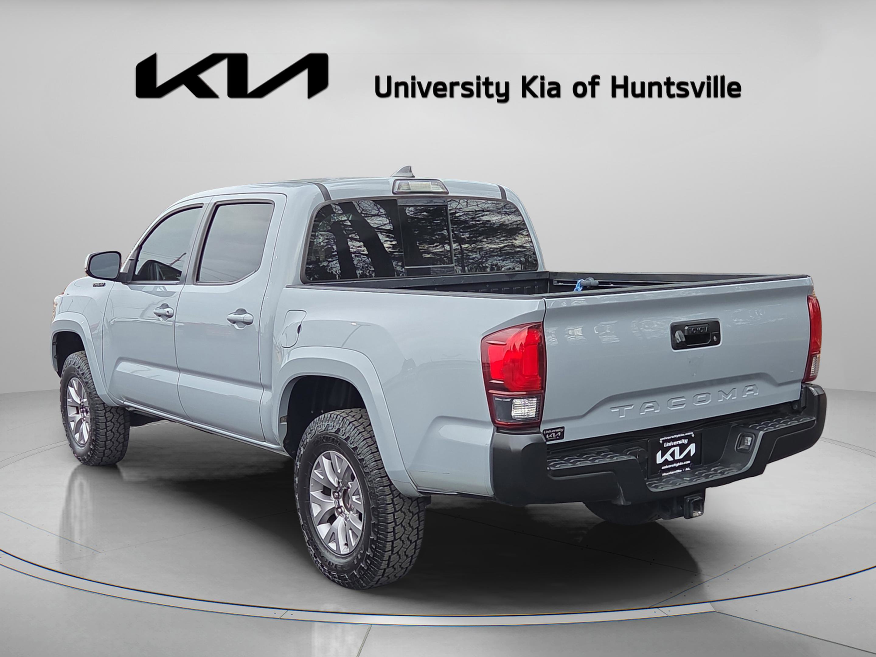 Used 2019 Toyota Tacoma SR5 image 5