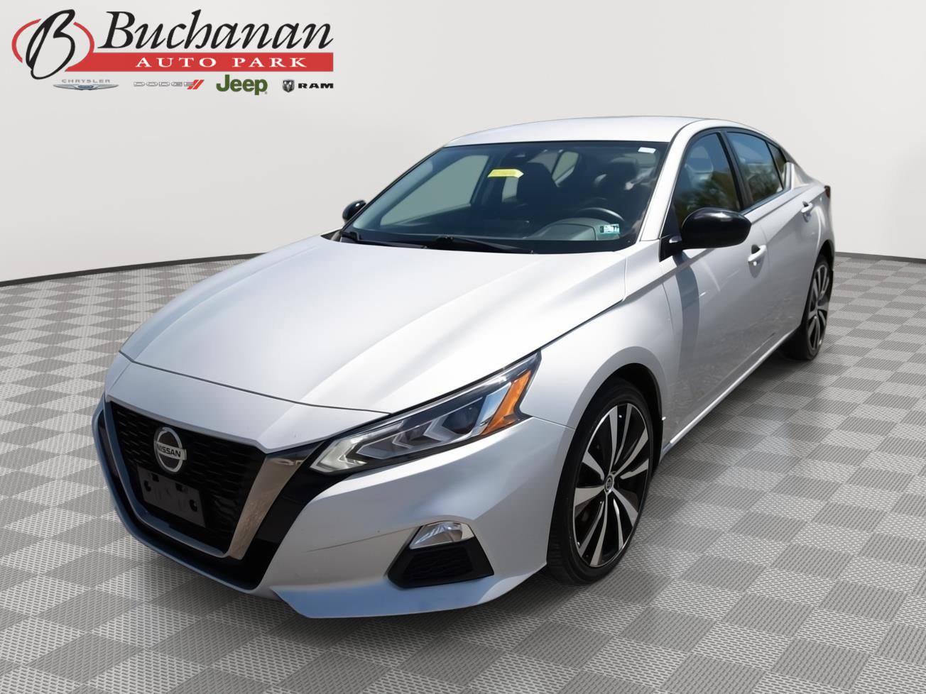Used 2022 Nissan Altima 2.5 SR AWD/4WD image 1