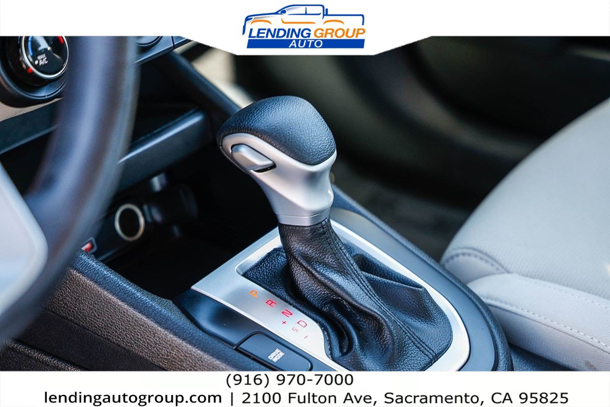 Used 2023 Kia Forte LXS w/ LXS Technology Package FWD image 19