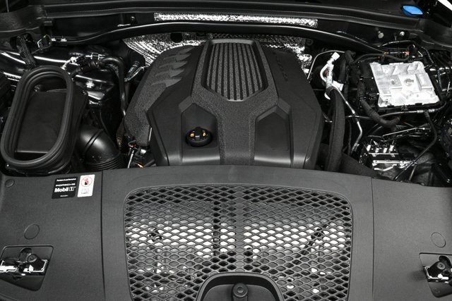 New 2026 Porsche Macan image 36