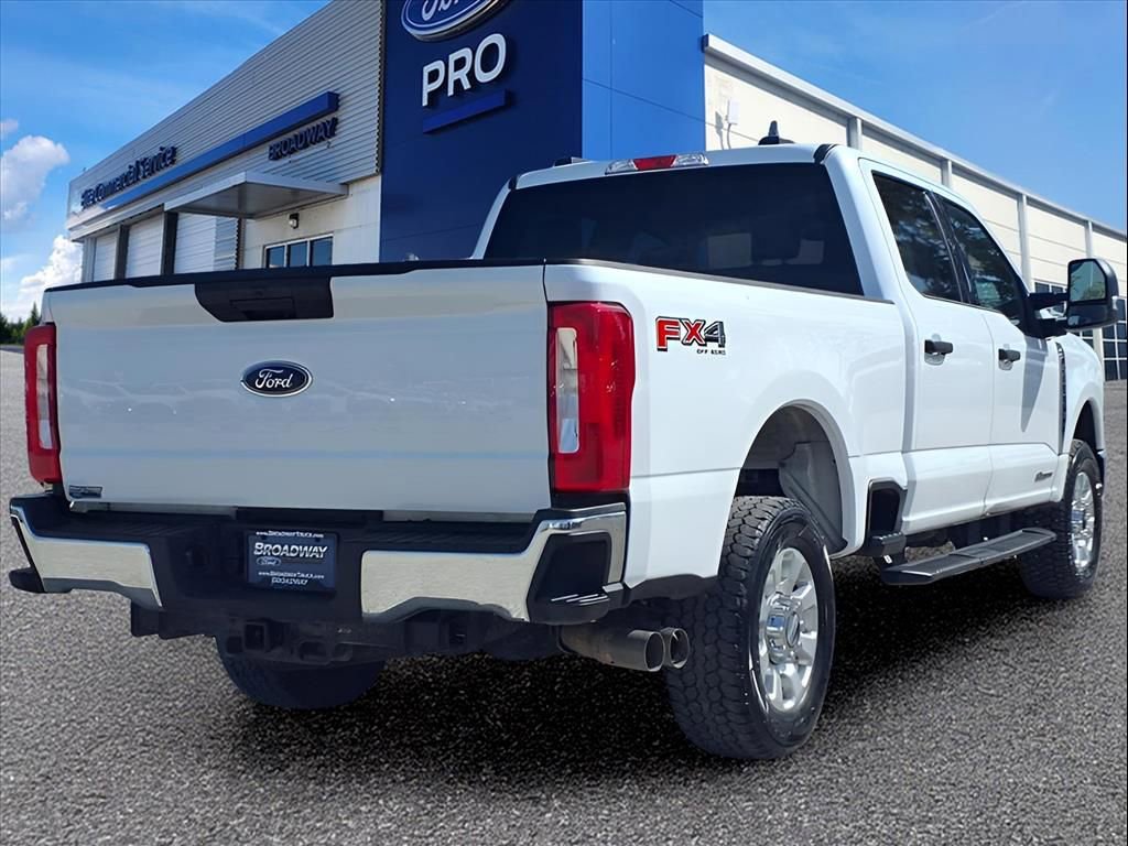 Used 2024 Ford F250 XLT w/ FX4 Off-Road Package image 2
