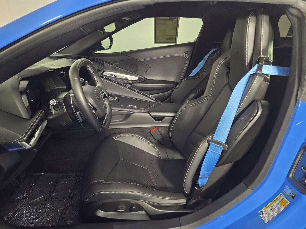 Used 2023 Chevrolet Corvette Stingray Coupe w/ Z51 Performance Package image 11