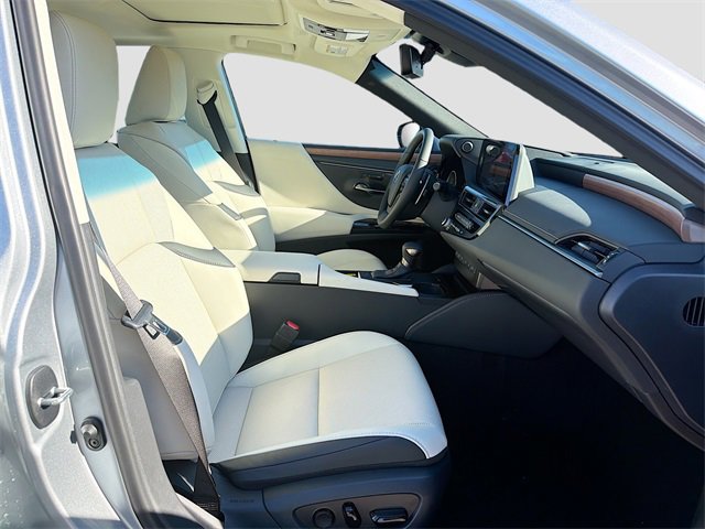 New 2025 Lexus ES 350 w/ Premium Package image 15