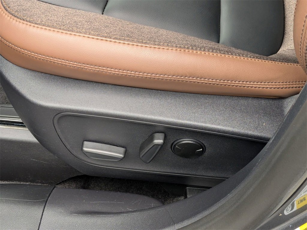 Used 2025 Ford Bronco Sport Outer Banks image 16