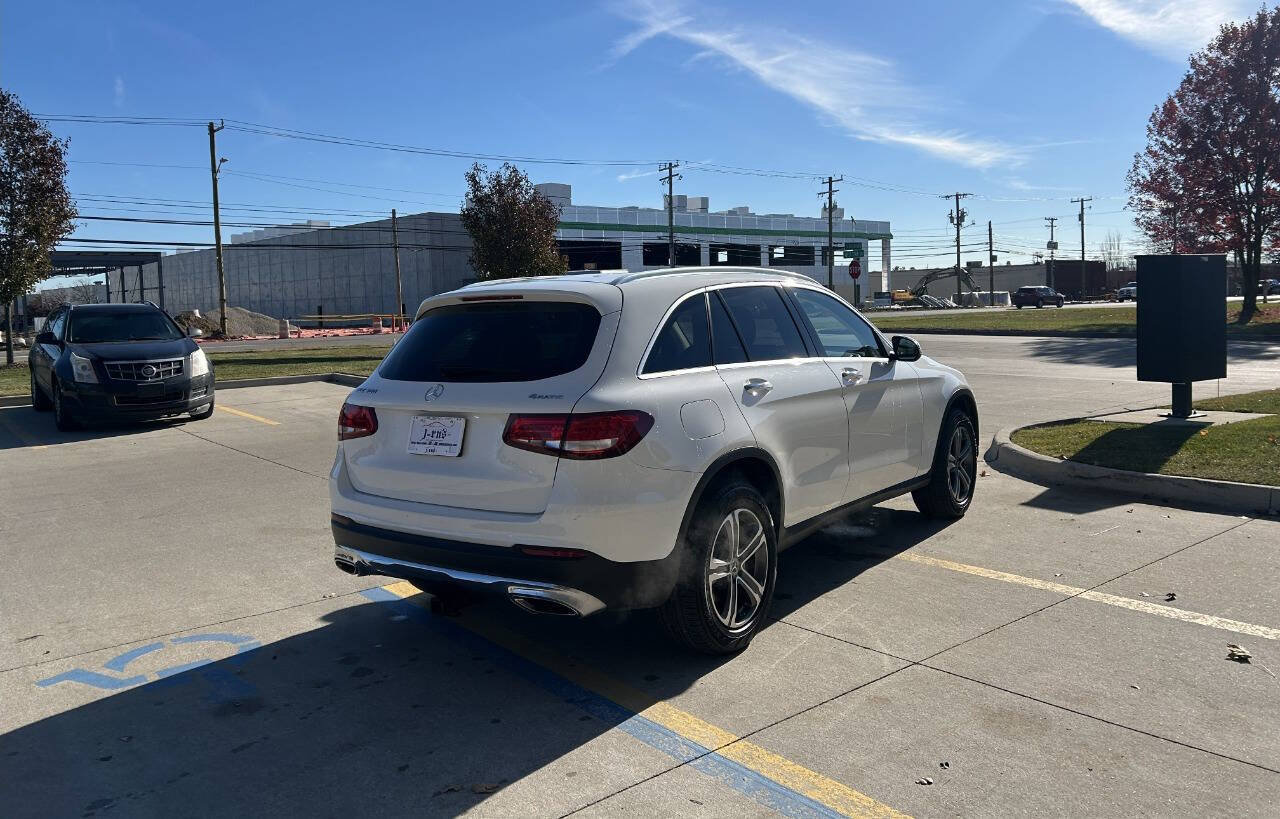 Used 2018 Mercedes-Benz GLC 300 4MATIC image 6