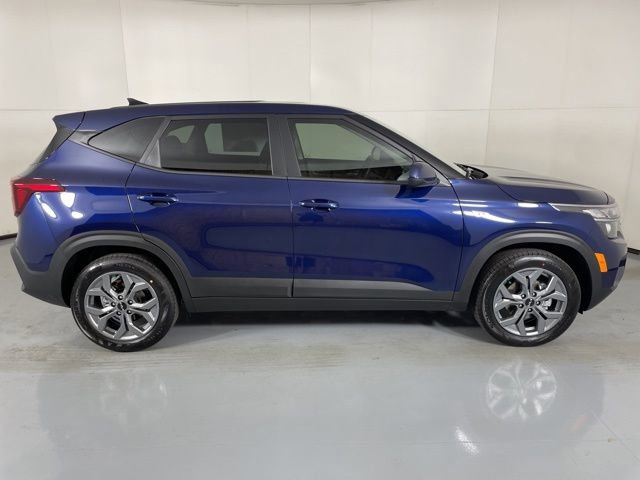 New 2026 Kia Seltos LX image 9