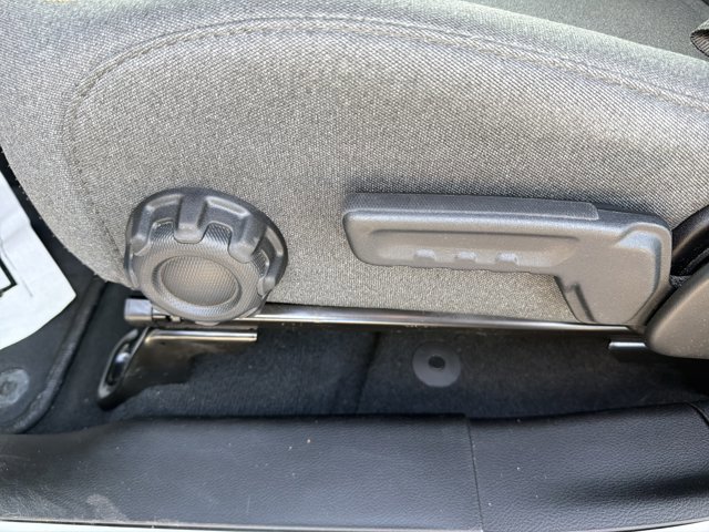 Used 2024 Jeep Gladiator Sport AWD/4WD image 16