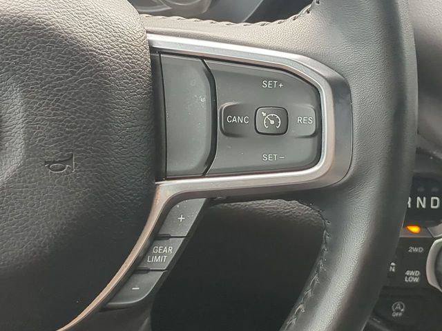 Used 2024 RAM 1500 Big Horn AWD/4WD image 32