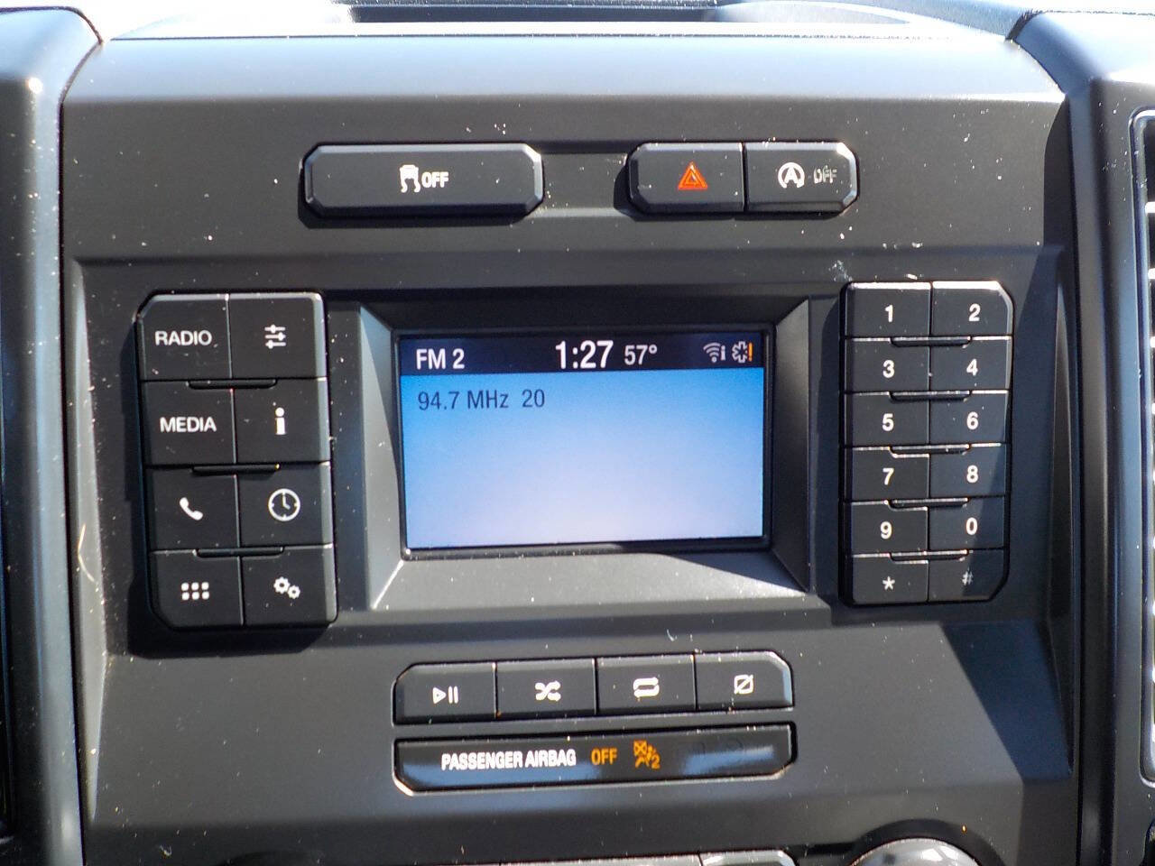 Used 2018 Ford F150 XL w/ Equipment Group 101A Mid AWD/4WD image 19