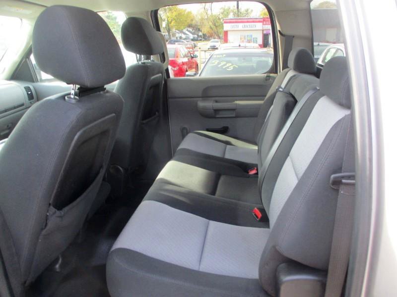 Used 2007 Chevrolet Silverado 2500 W/T AWD/4WD image 9