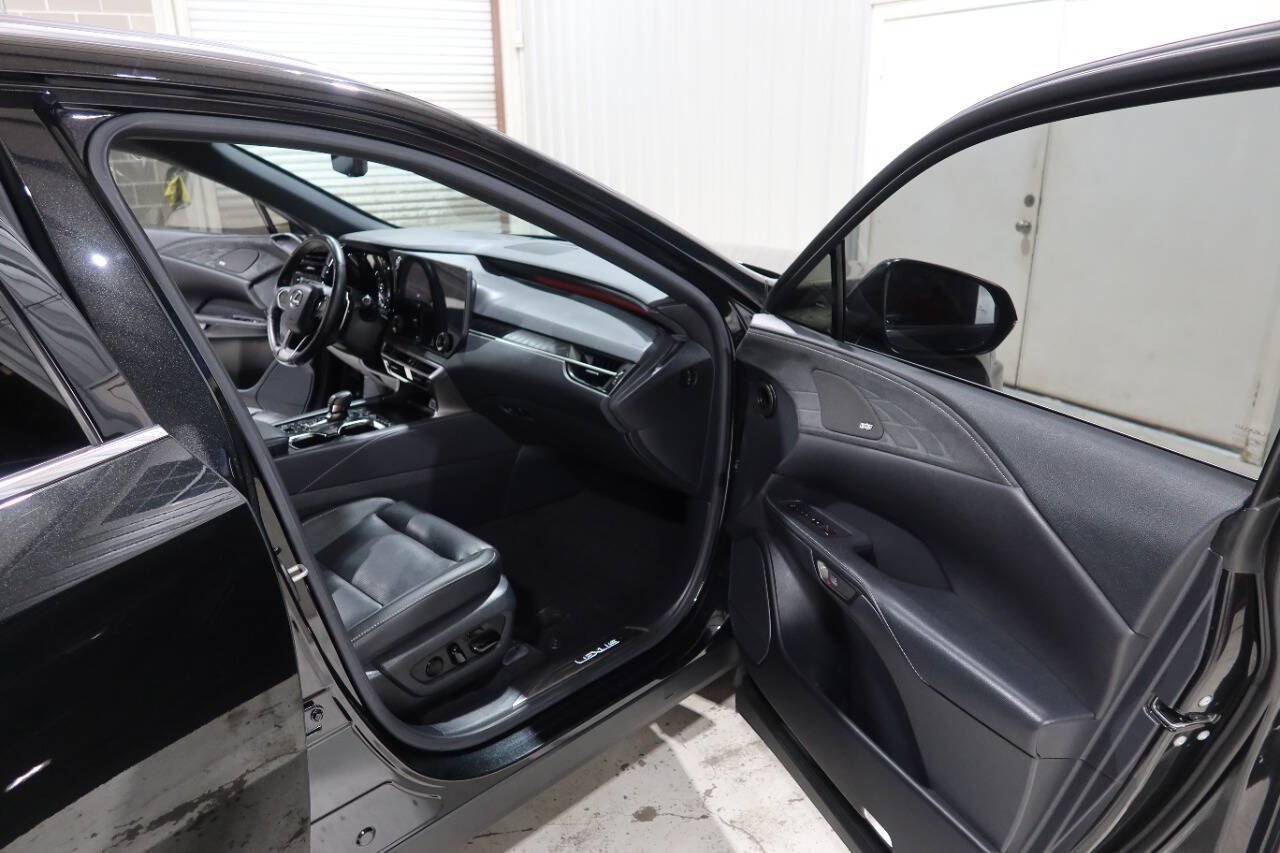 Used 2024 Lexus RX 450h AWD w/ Convenience Package image 12