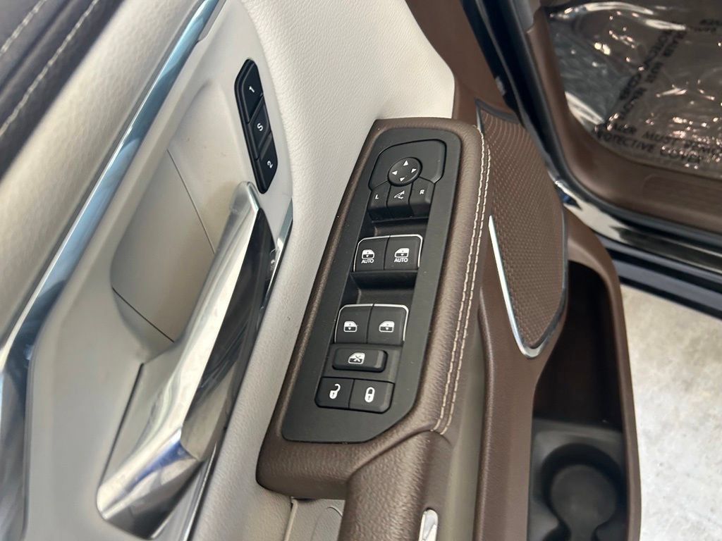 Used 2025 RAM 1500 Laramie AWD/4WD image 40
