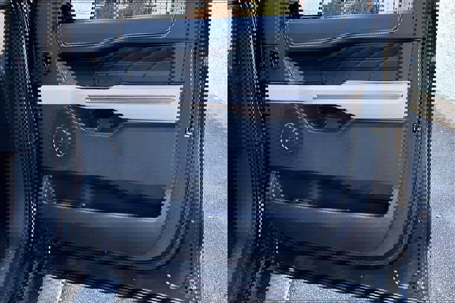 Certified 2023 Ford Expedition Platinum image 22