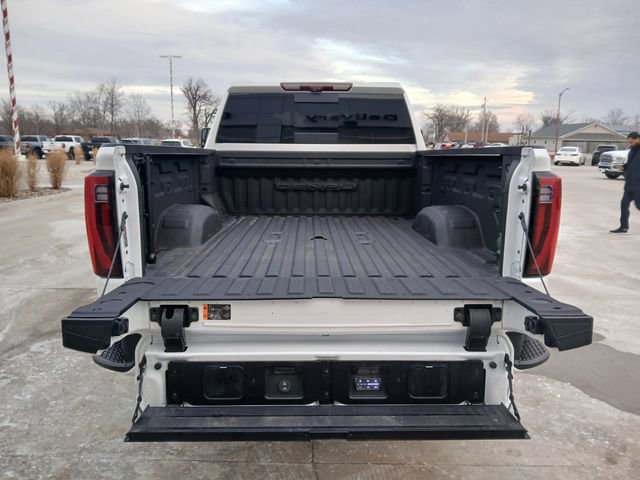 Certified 2024 GMC Sierra 2500 Denali Ultimate image 18