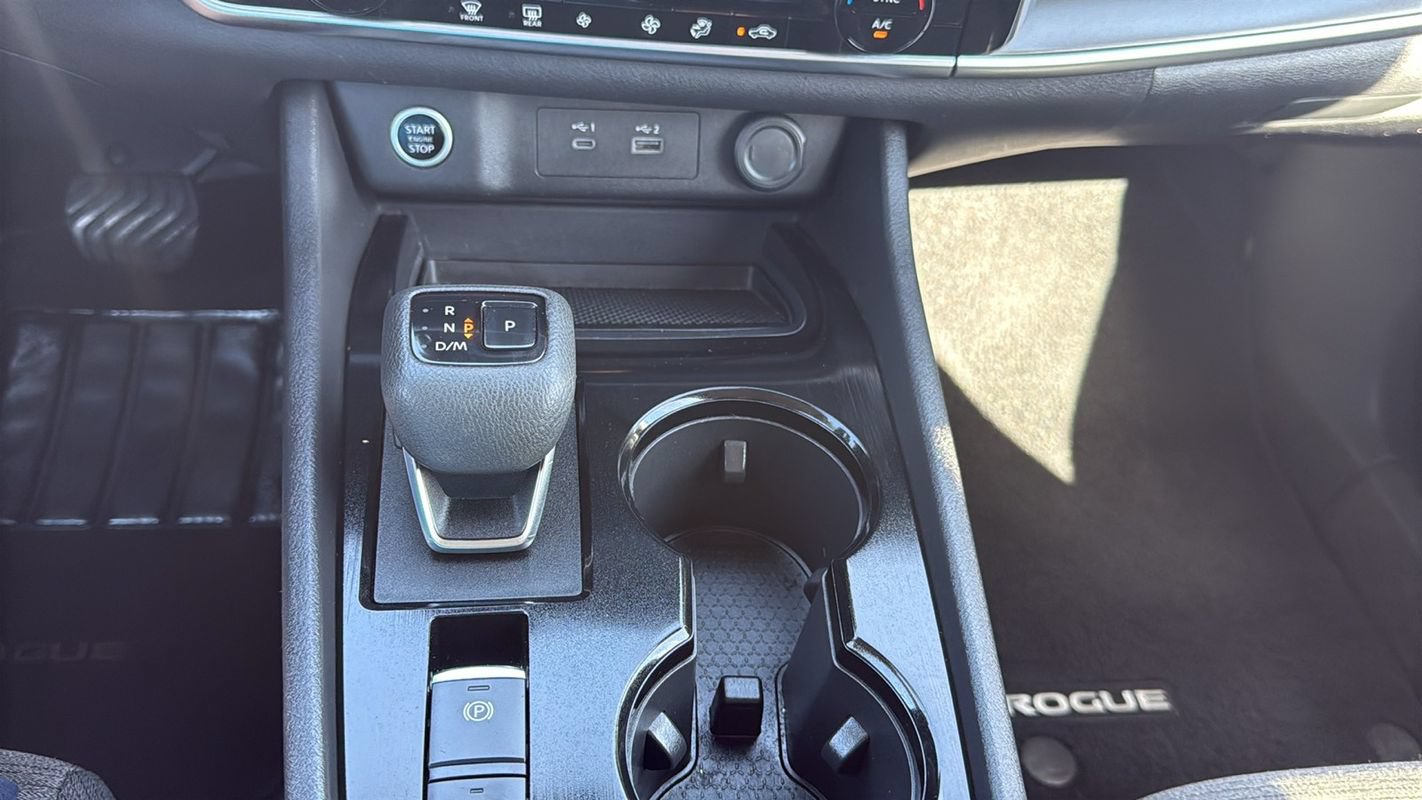 Used 2022 Nissan Rogue SV AWD/4WD image 25