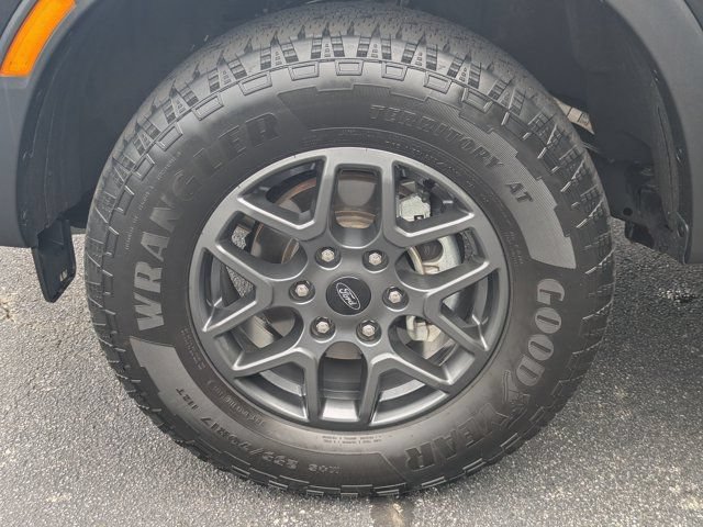 Used 2025 Ford Ranger XLT w/ Equipment Group 301A High AWD/4WD image 11