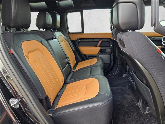 Used 2021 Land Rover Defender 110 X AWD/4WD image 18