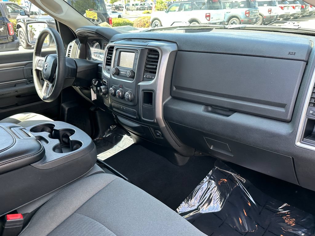 Used 2021 RAM 1500 Classic SLT RWD image 15