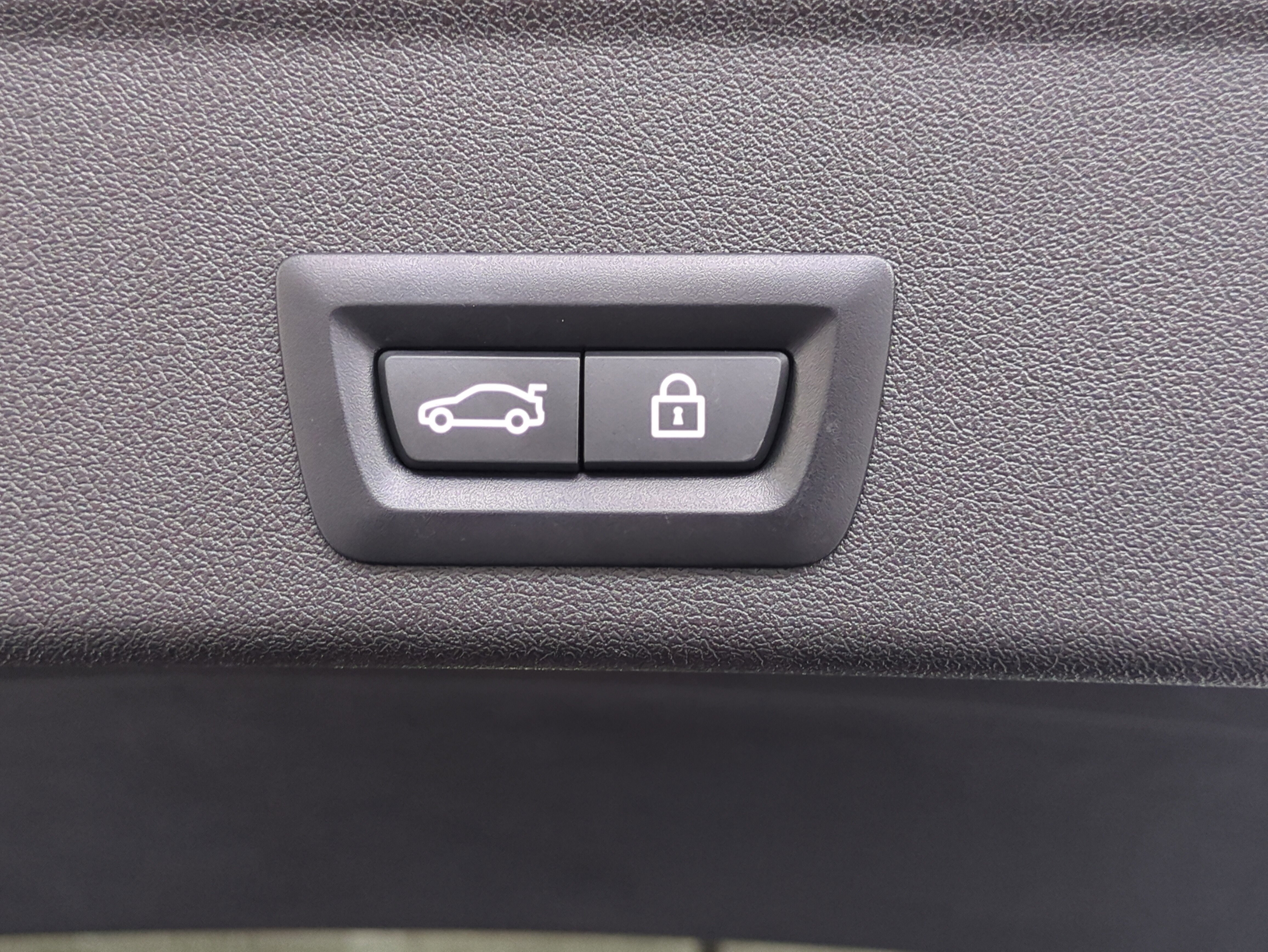 Used 2022 BMW X6 M w/ Competition Package image 14