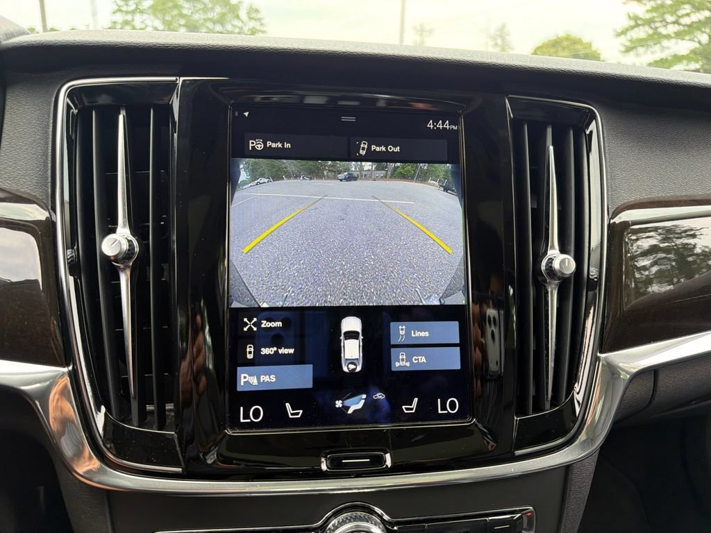 Used 2018 Volvo S90 T5 Momentum w/ Convenience Package AWD/4WD image 11