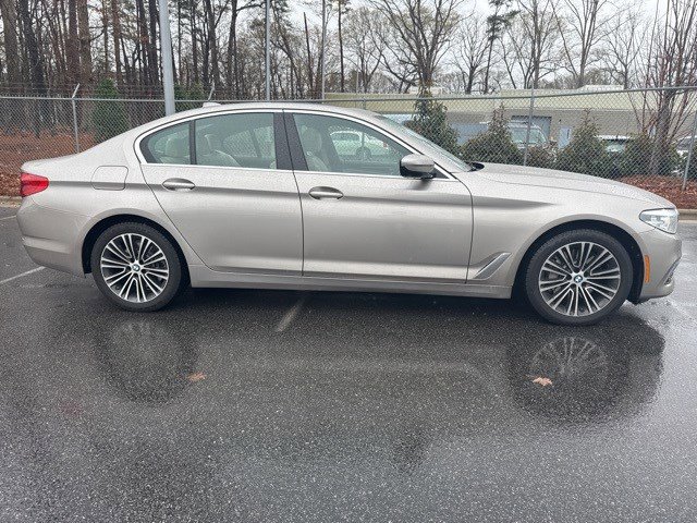 Used 2019 BMW 530i xDrive w/ Luxury Package image 11