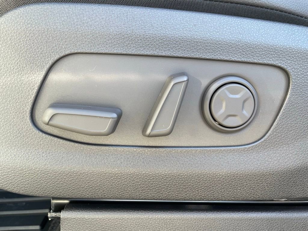 New 2026 Kia Carnival SX Prestige FWD image 11