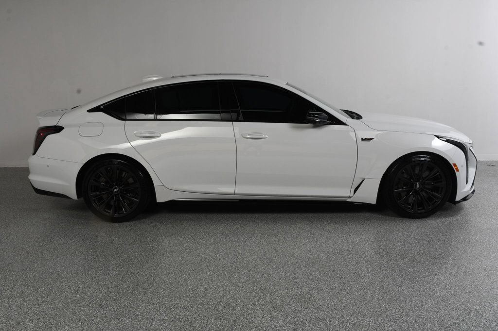 Used 2026 Cadillac CT5 V Blackwing w/ Super Cruise 1 Package RWD image 4